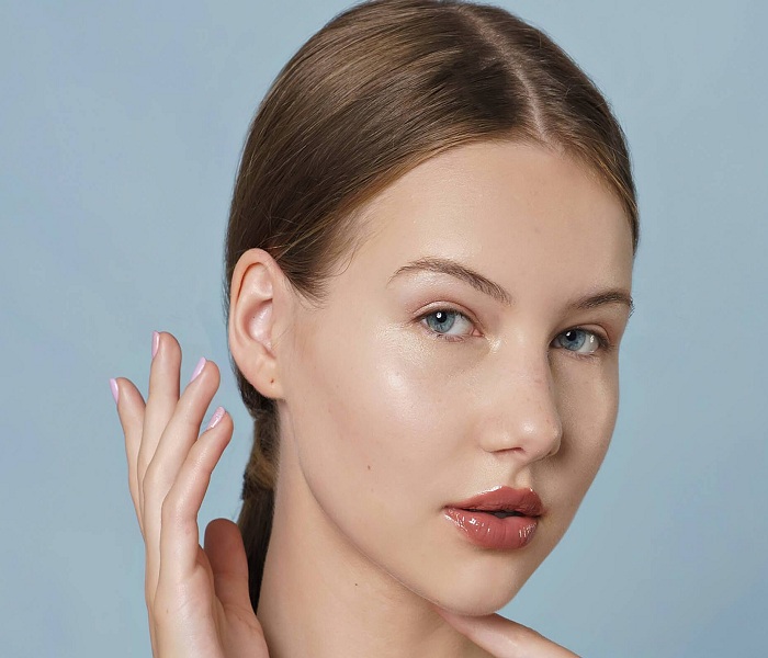 Bỏ túi 7 cách làm se khít lỗ chân lông bằng dầu dừa
